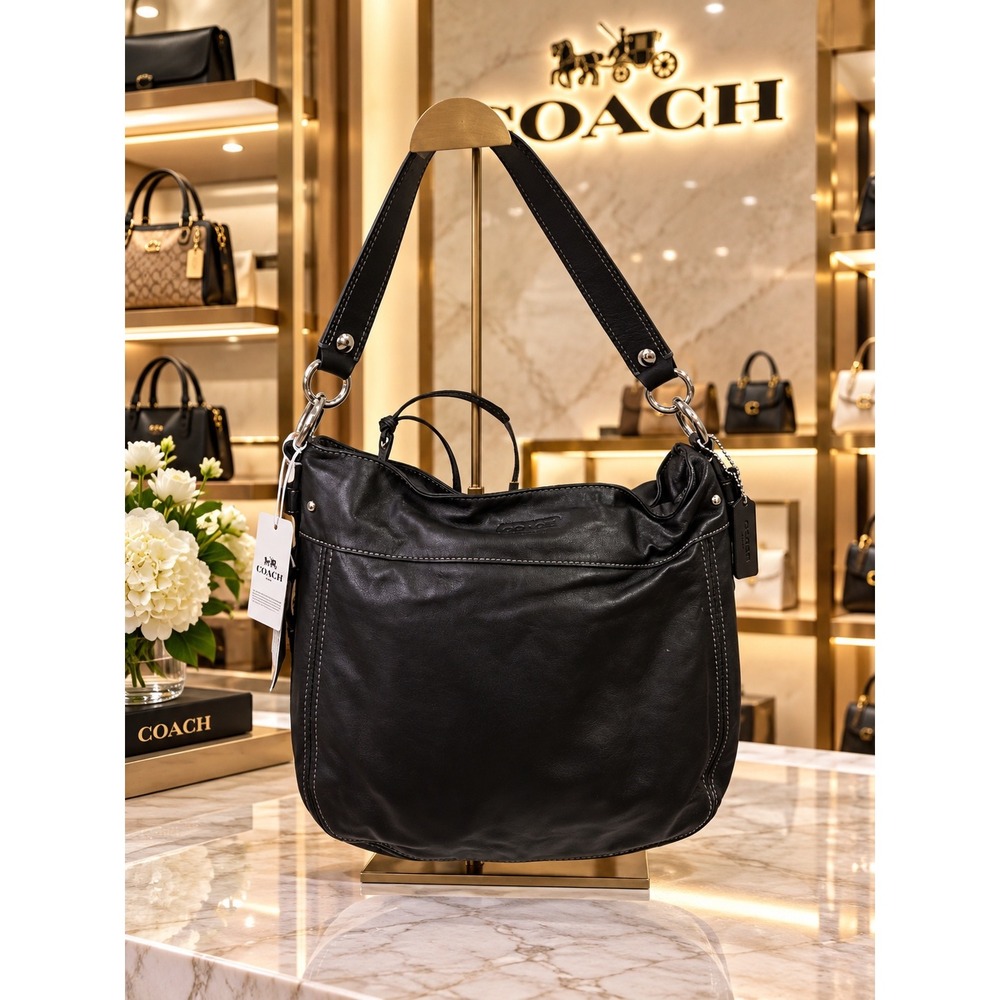 C231 Coach Zoe shoulder